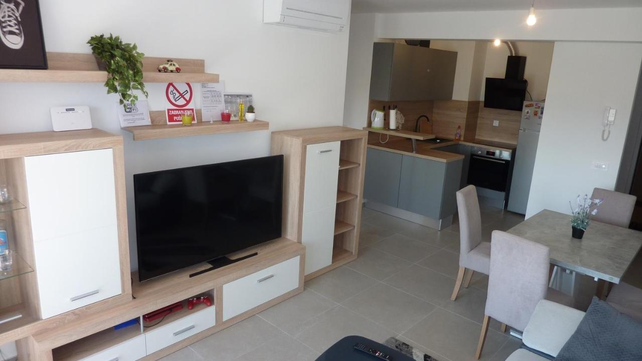 Apartment Jere With Private Parking Zadar Eksteriør bilde